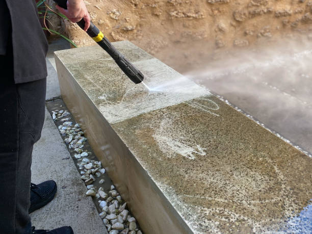 Best Sidewalk Pressure Washing  in East Porterville, CA