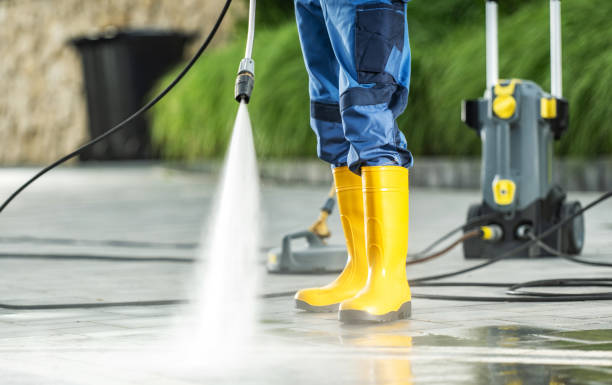 Best Affordable Pressure Washing  in East Porterville, CA