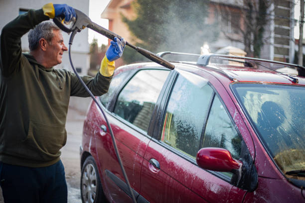 Best Roof Pressure Washing  in East Porterville, CA